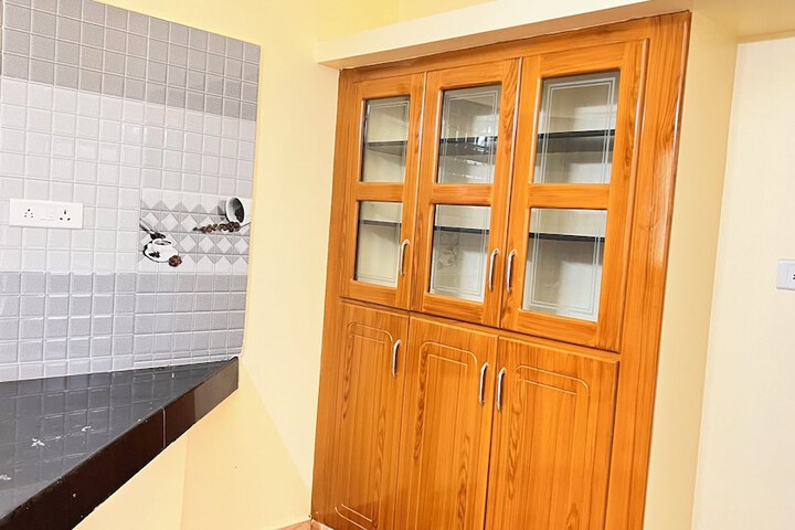 Room 8 of 20