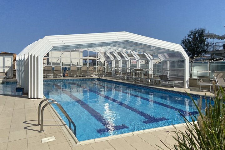 Pool 49 of 79