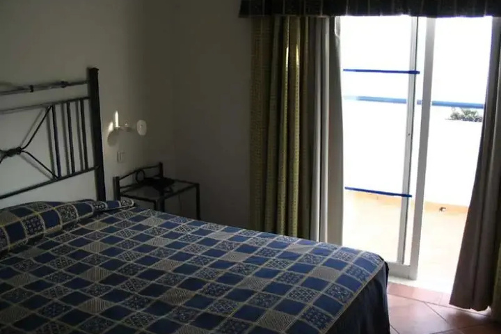 Room 2 of 19