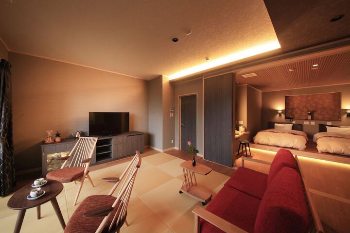 Room 9 of 81