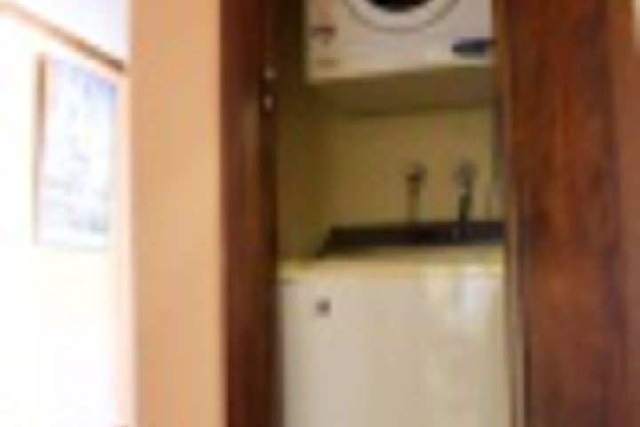 Room 77 of 360