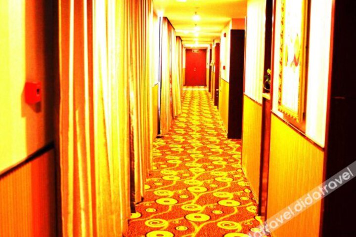 Qianbaidu Boutique Hotel