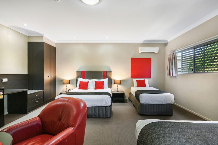 Room 10 of 72