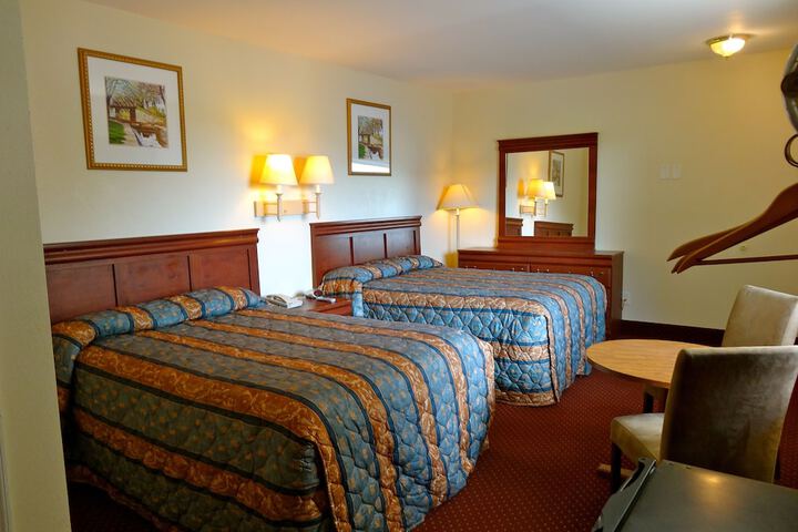 Double Bed (1 of 7)