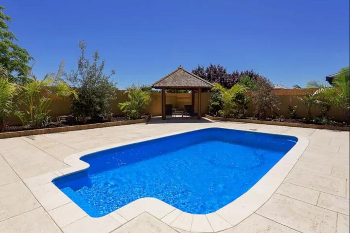 Pool 5 of 5