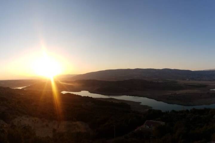 BLUE LAKE HOTEL