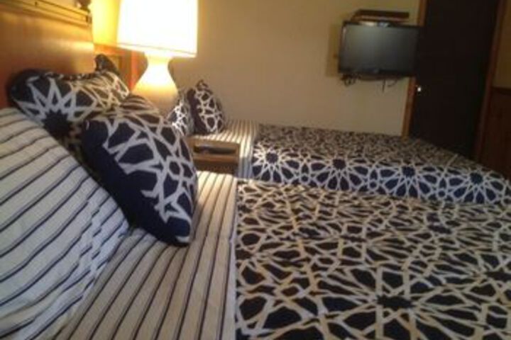 Room 12 of 23