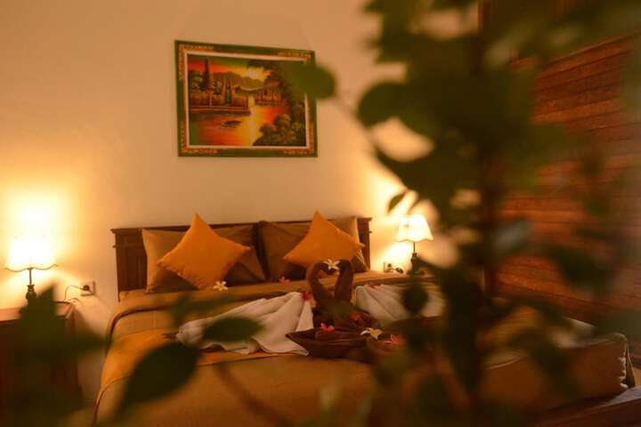 Room 10 of 50