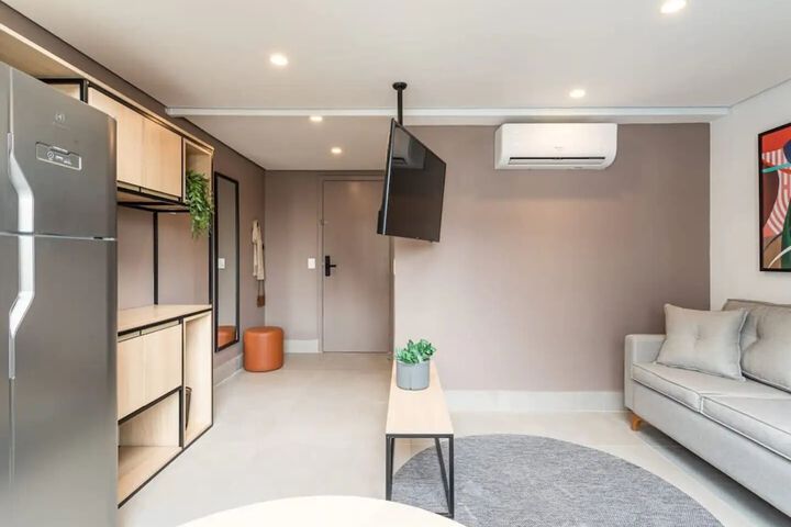 Room 100 of 156