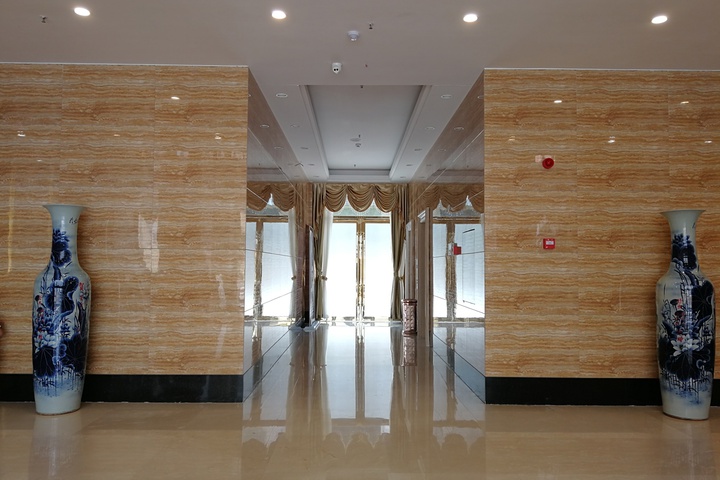Hotel Interior 10 of 16