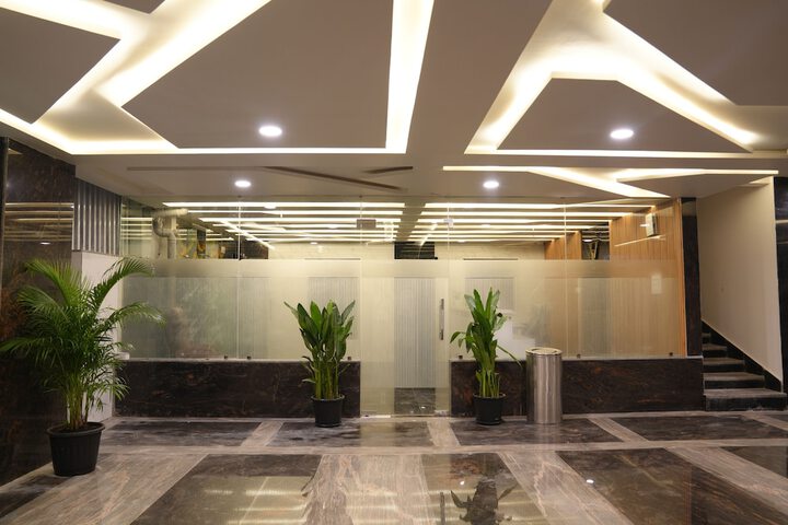 Hotel 11 of 12