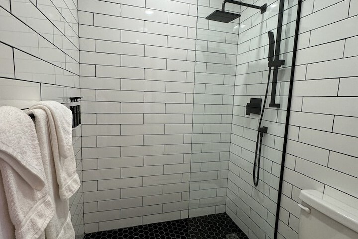Room 52 of 59