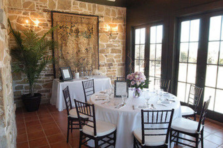 Dining 5 of 21