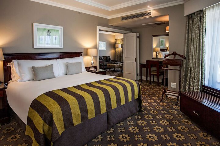 Room 5 of 42