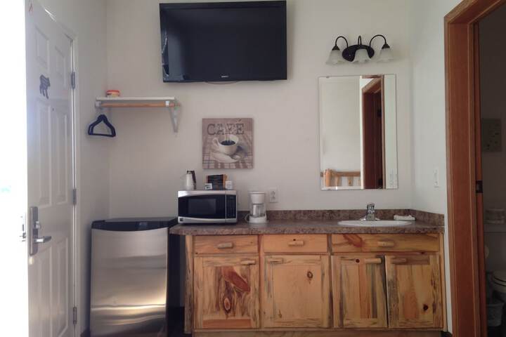 Room 13 of 49