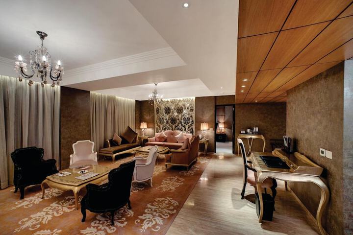 Room 22 of 64