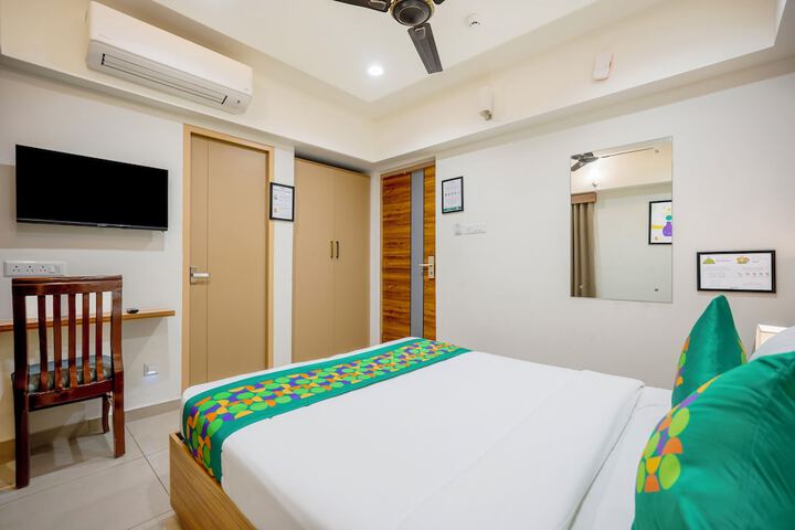 Room 19 of 37