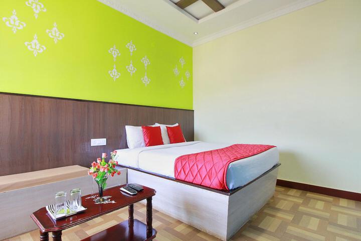 Room 2 of 7