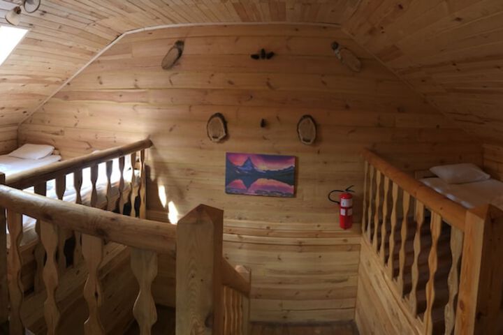 Room 11 of 33