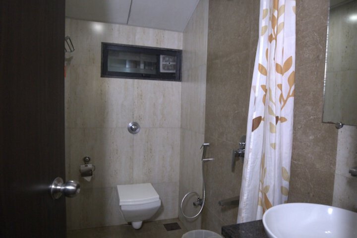 Room 50 of 58