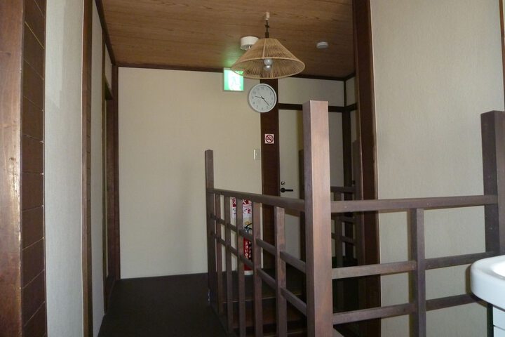 Ballroom/Hall 10 of 12
