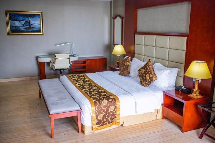 Room 15 of 57