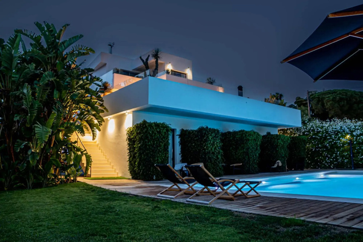 Pool 4 of 5