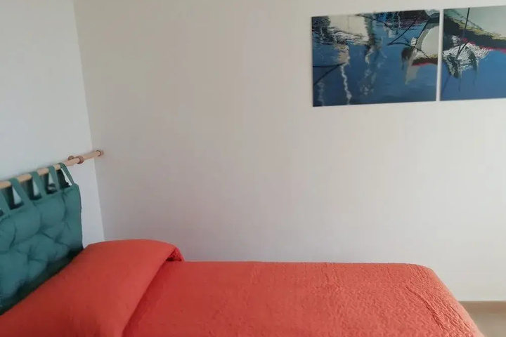 Room 4 of 11