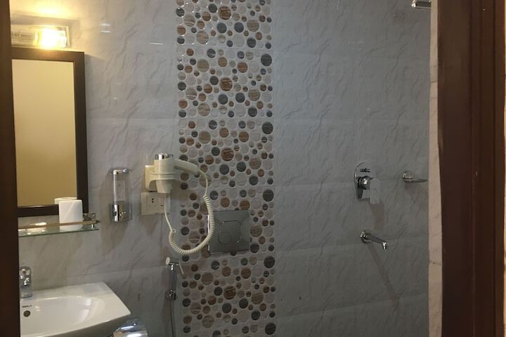 Room 60 of 101