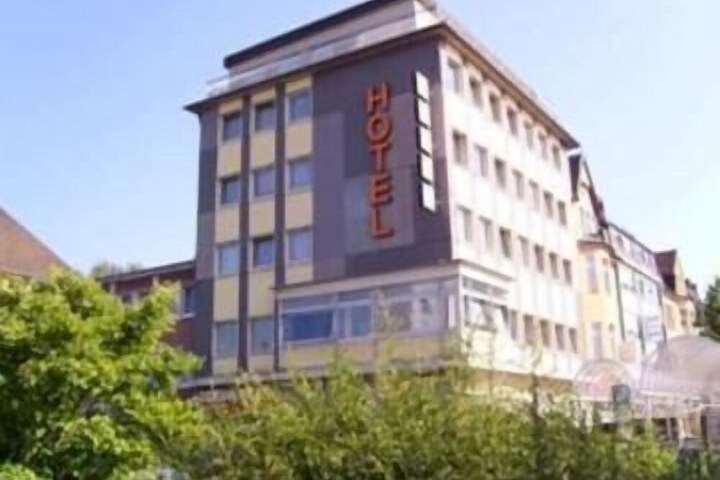 Hotel 16 of 16