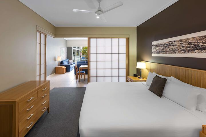 Room 46 of 175