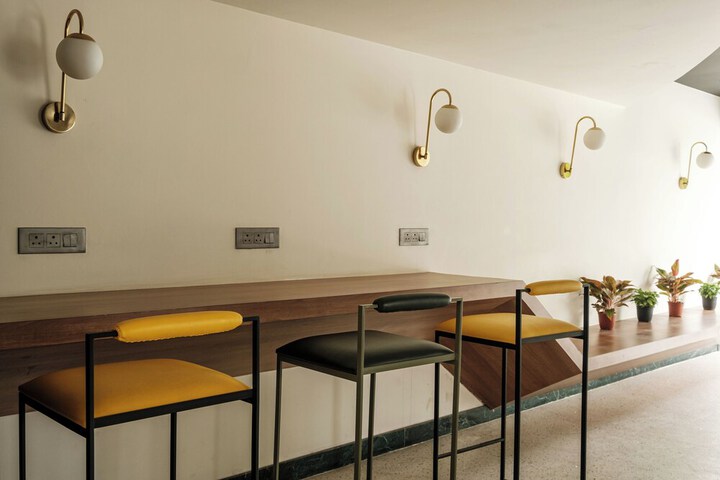 Hotel Interior 21 of 141