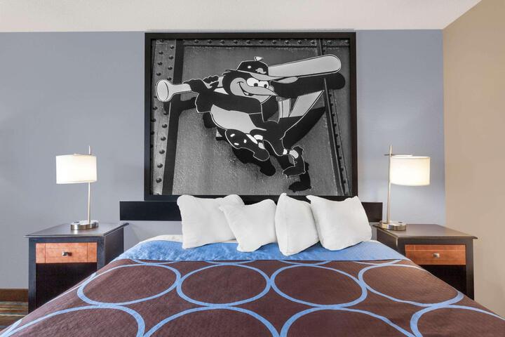 2 Double Beds (7 of 10)