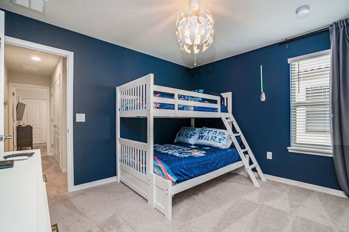 Room 2 of 67