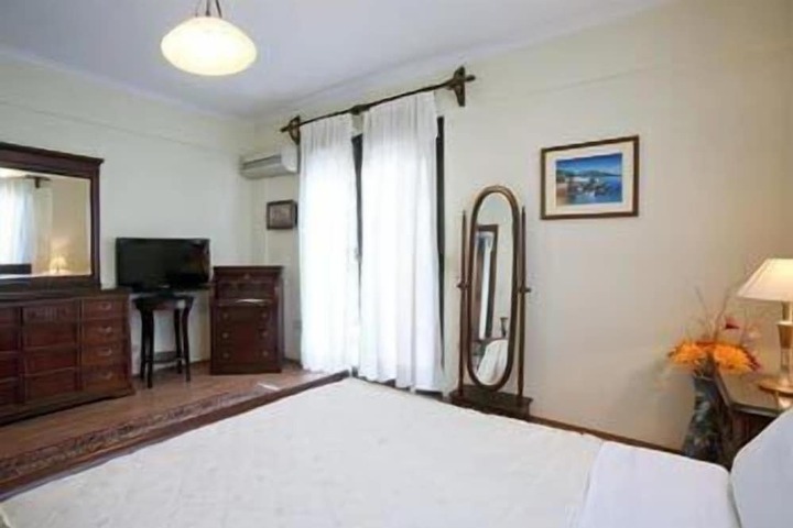Room 12 of 57