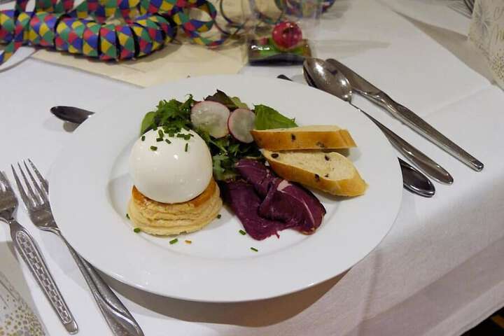 Dining Photos