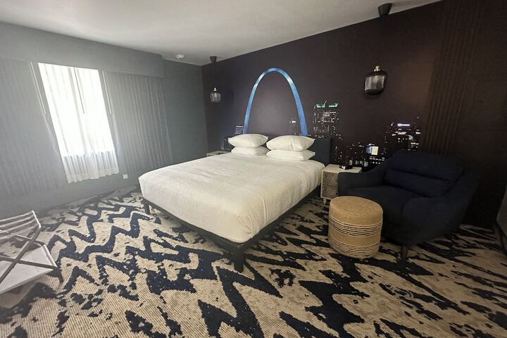 Deluxe Suite (31 of 37)