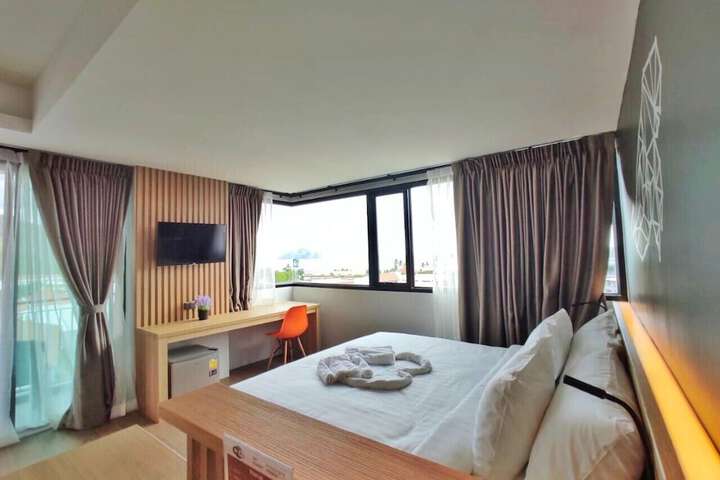 Room 39 of 102