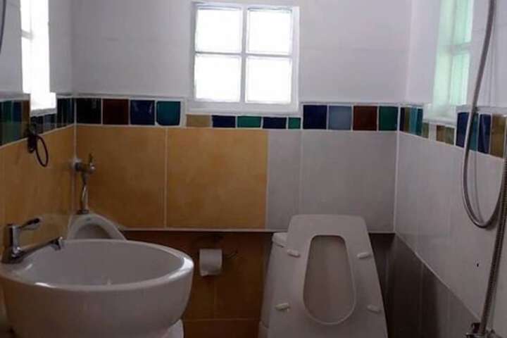 Room 119 of 150