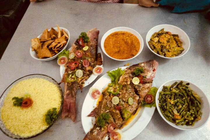 Dining 44 of 70
