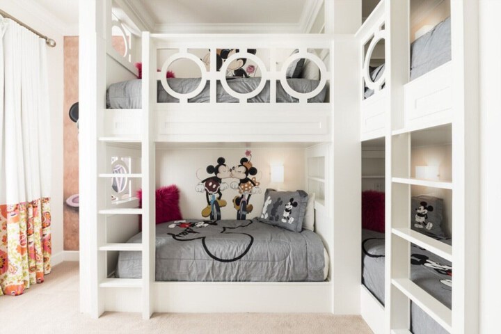 Room 20 of 71