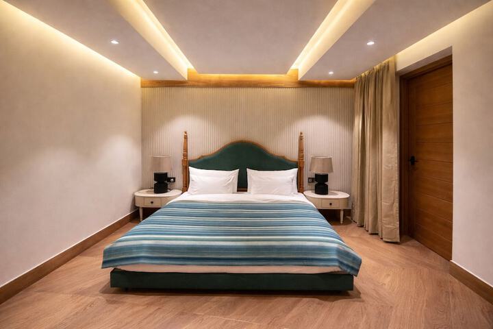 Room 6 of 40