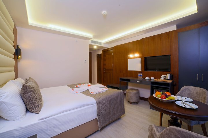 Room 36 of 73