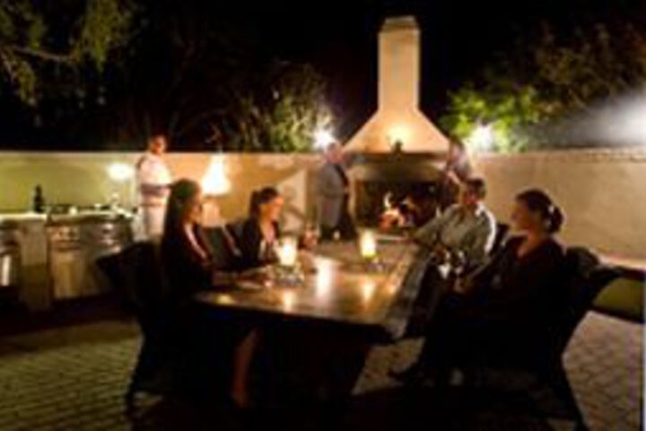 Dining 39 of 50