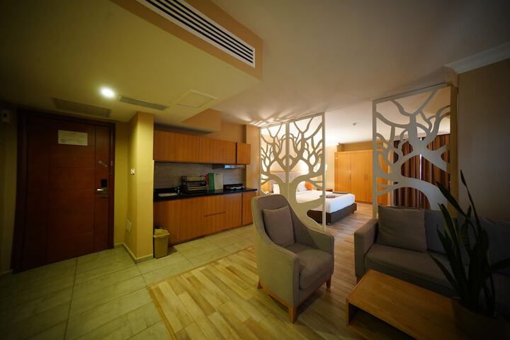 Room 66 of 163