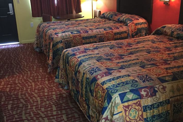 Room 11 of 31
