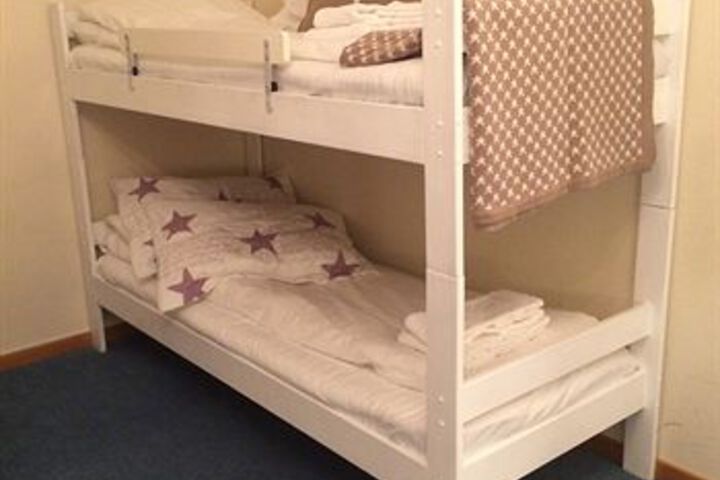Room 4 of 11