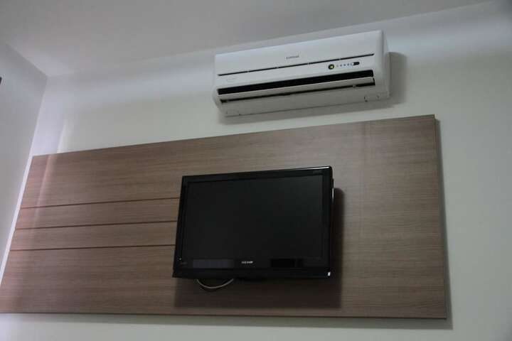 Room 6 of 21
