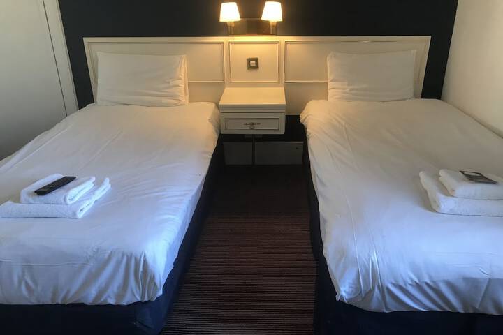 Room 31 of 65