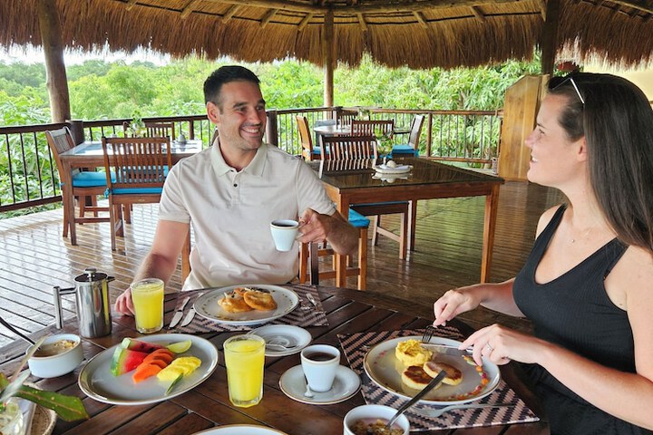 Breakfast/Coffee Service 95 of 127